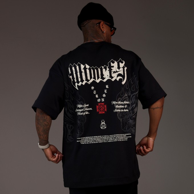 Camiseta Oversized Heavy Eternal Preta